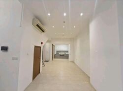 Serangoon Road (D8), Shop House #563182031